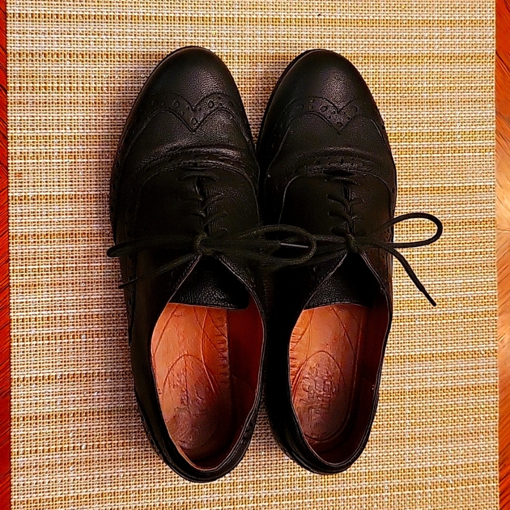 Clarks Leather Oxford Shoes